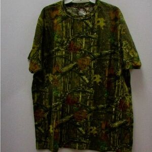 New! Men’s Mossy Oak Green and Brown Camouflage Tee- Size 2XL